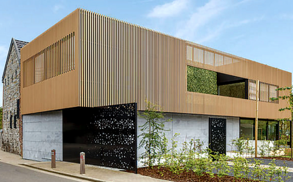 Geolam Monarch Metal Home