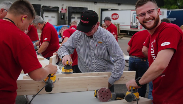 Larson Manufacturing