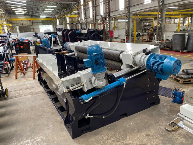 2800MM HIGH SPEED SPINDLELESS VEENER PEELING LATHE