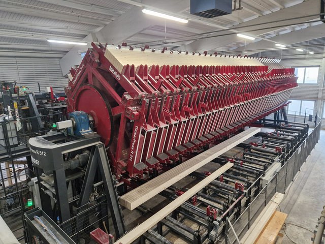 Glulam Beam and CLT Production