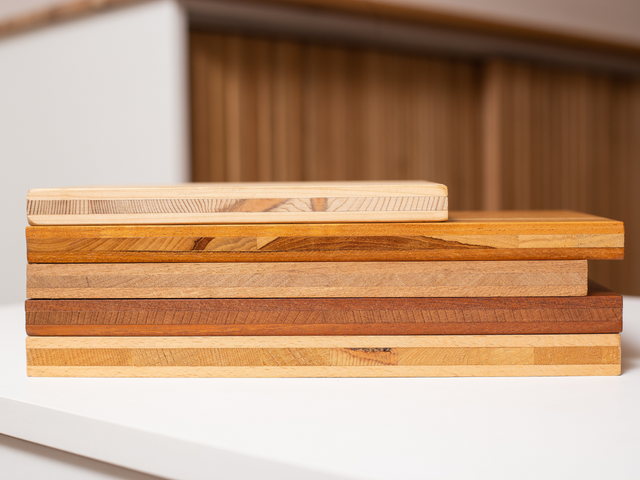 LisCross panel combines the beauty of solid wood