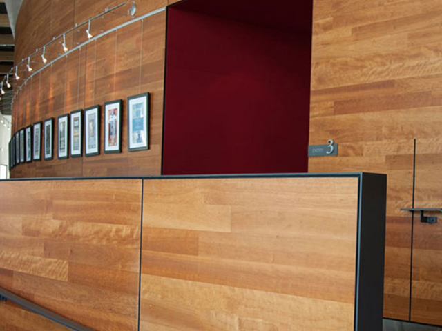 Horizontal Veneer