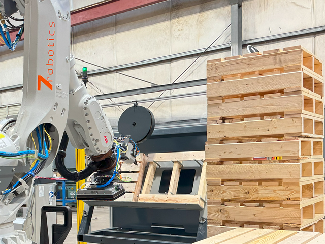 Robotic Pallet Building System at Canopy Lumber Products