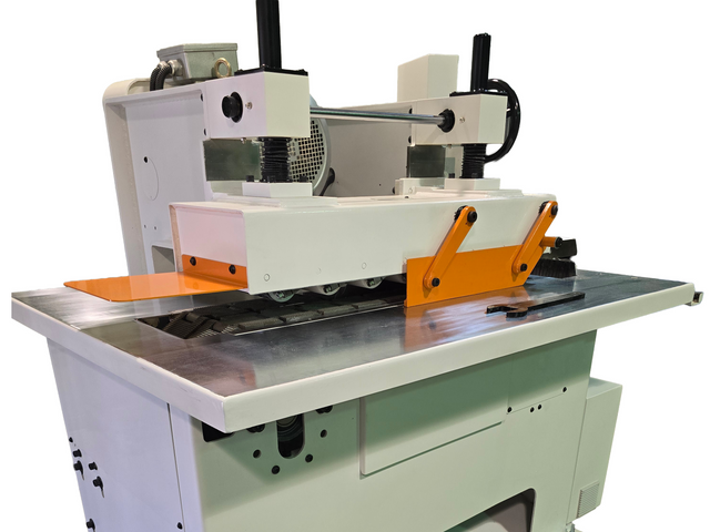 The NEW Diehl Machines ESL-35 Straight Line Rip Saw