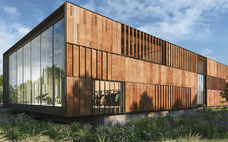 boss-goes-all-in-wood-web