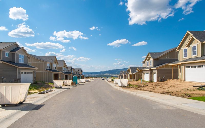 construction-jobs-drop-march-2023-article