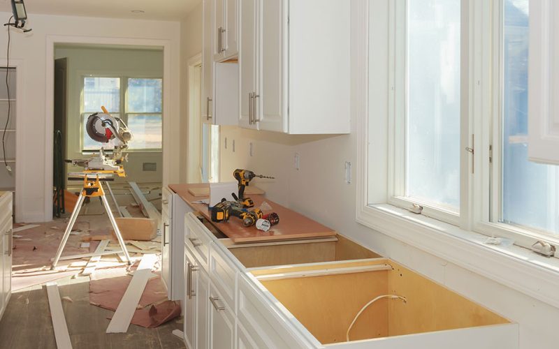 kitchen-construction-iStock-1128522986