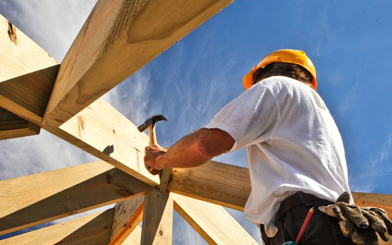 us-homebuilders-looking-up-2024-web